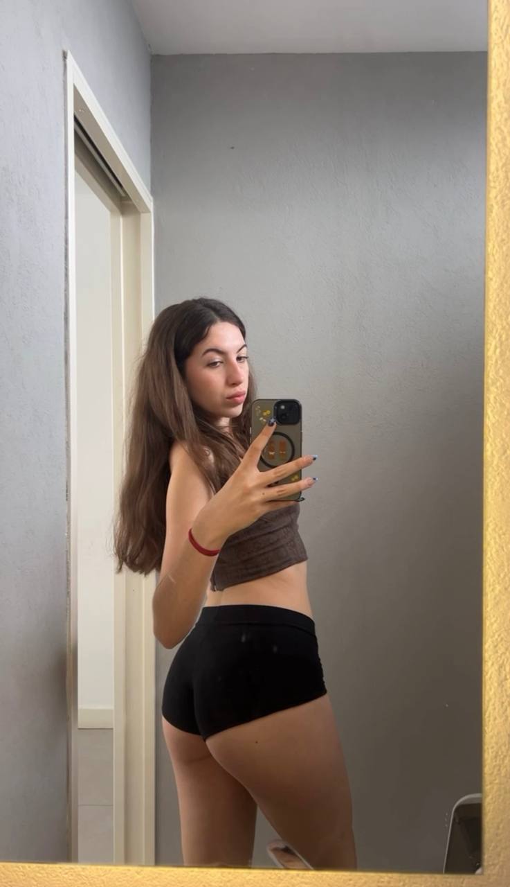 Amber in her underwear in Mesa